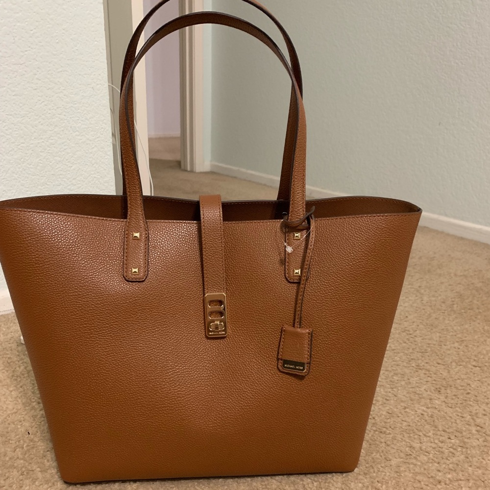Michael Kors Tote